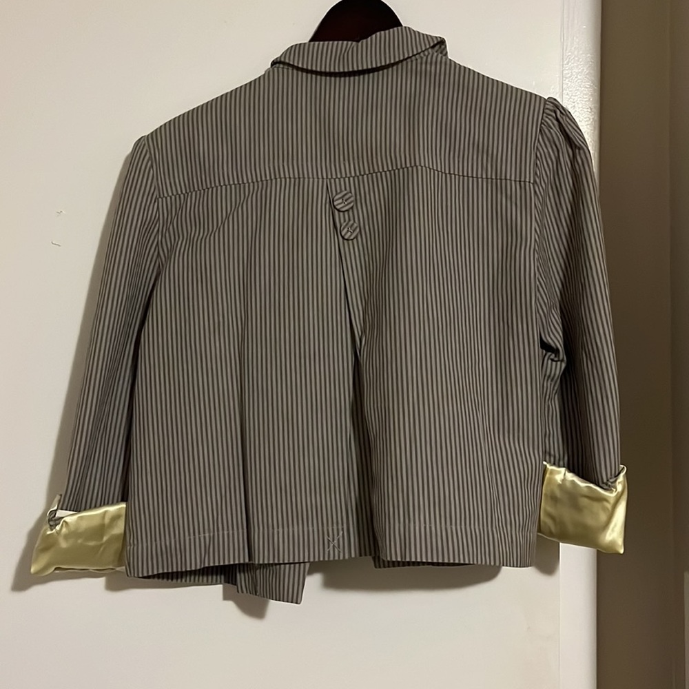 Cropped jacket - Picture 3 of 4